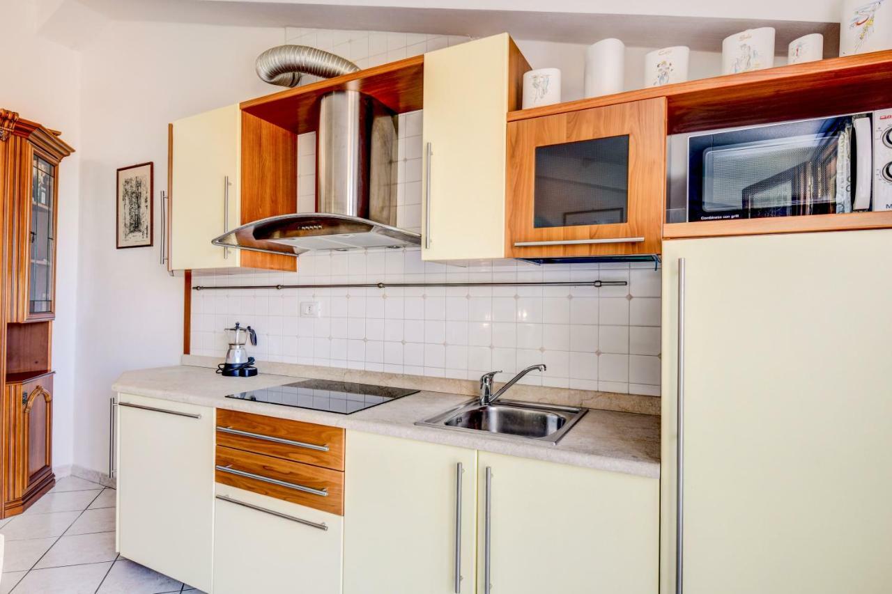 Sarno Apartments Caravaggio Sirmione Ngoại thất bức ảnh